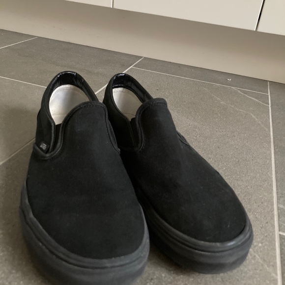 Sold - Picture 3 of 4